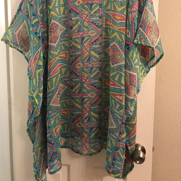 Colorful Cover Up /One Size Fits ALL - Picture 4 of 4